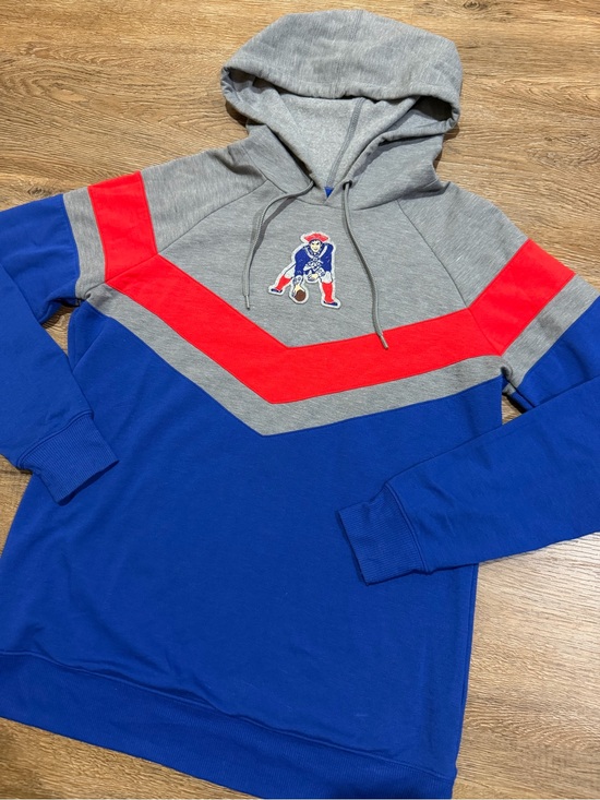 Fanatics Tops - New England Patriots Fanatics Hoodie Women’s Medium Blue Red Gray Pullover